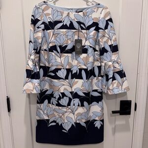 NWT Vince Camuto Bell-Sleeved‎ Dress Size 4